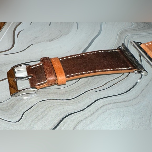 Leather Apple Watch Band - Picture 2 of 6
